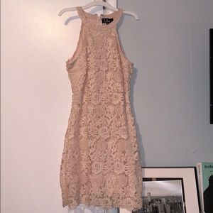 LuLus pink lace dress